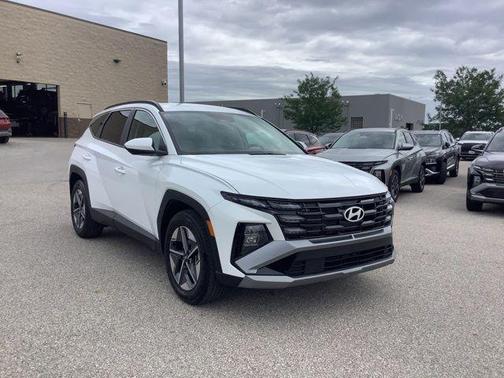 Serenity White Pearl 2026 Hyundai TUCSON SEL