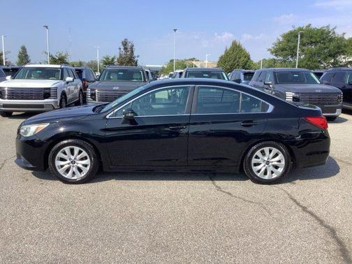 Crystal Black Silica 2016 Subaru Legacy Premium