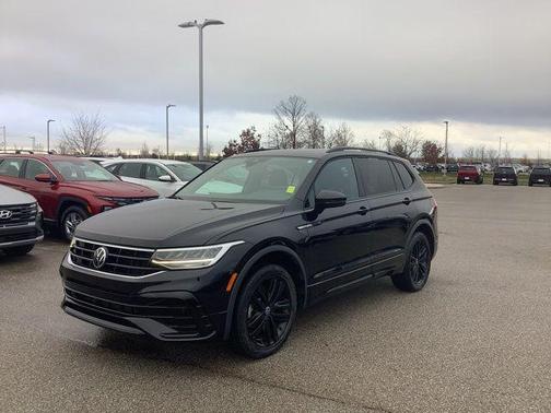 2022 Volkswagen Tiguan 2.0T SE R-Line Black 4MOTION