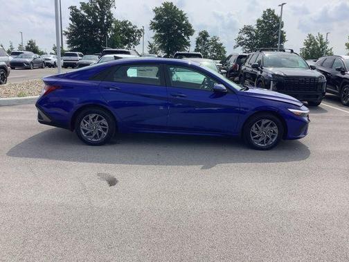 2025 Hyundai ELANTRA HEV Blue