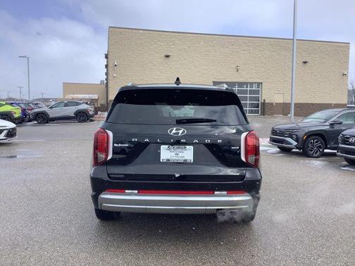 Abyss Black Pearl 2023 Hyundai PALISADE Calligraphy