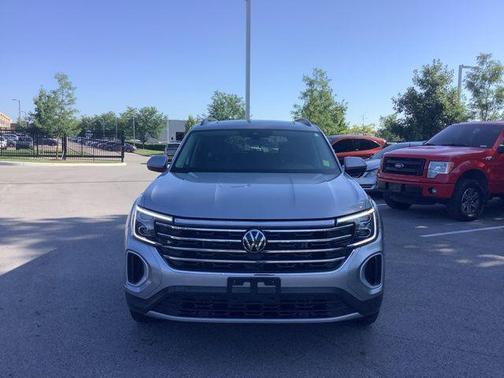 2024 Volkswagen Atlas 2.0T SE w/Technology 4MOTION
