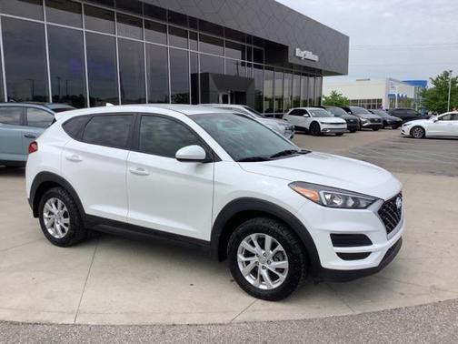 2020 Hyundai TUCSON SE