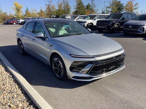 2025 Hyundai SONATA SEL