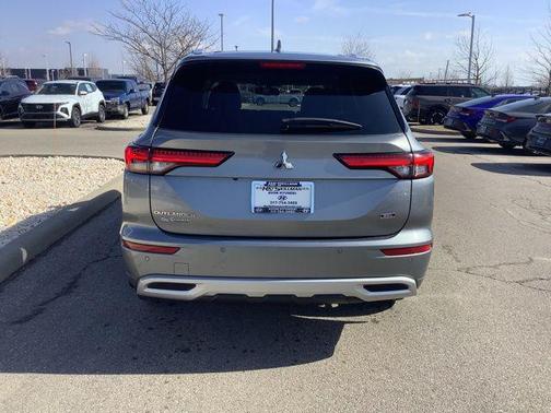 2022 Mitsubishi Outlander SEL Special Edition S-AWC