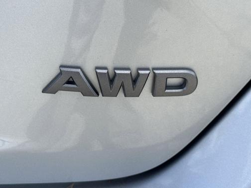 Brilliant Silver Metallic 2024 Nissan Altima SR Intelligent AWD