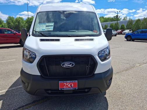 Oxford White 2026 Ford Transit-250 Base