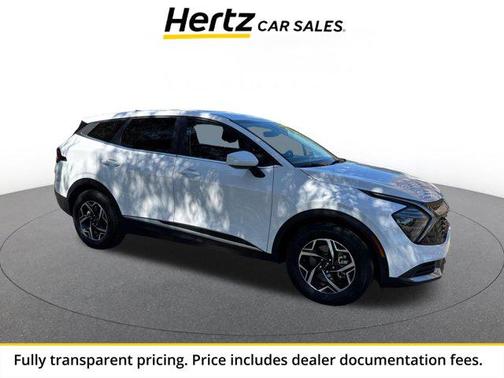 Glacial White Pearl 2025 Kia Sportage LX
