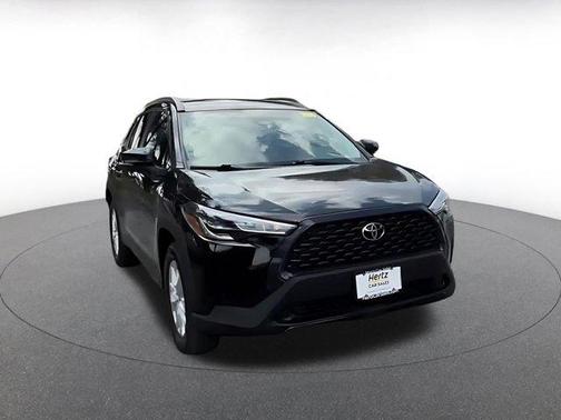 2025 Toyota Corolla Cross LE