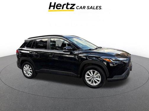 2025 Toyota Corolla Cross LE