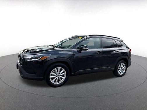 2025 Toyota Corolla Cross LE