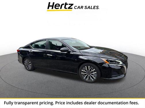 Super Black 2025 Nissan Altima SV FWD