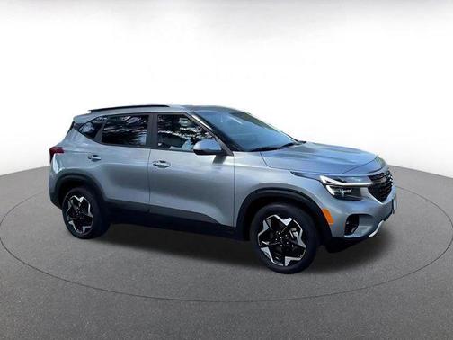 Steel Gray 2025 Kia Seltos S