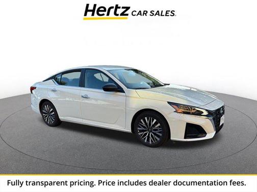 Glacier White 2025 Nissan Altima SV FWD