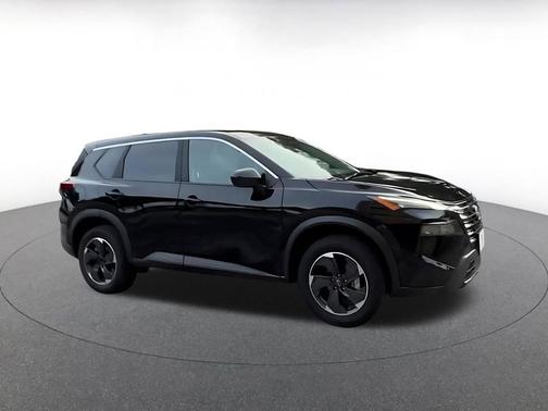 Super Black 2025 Nissan Rogue SV