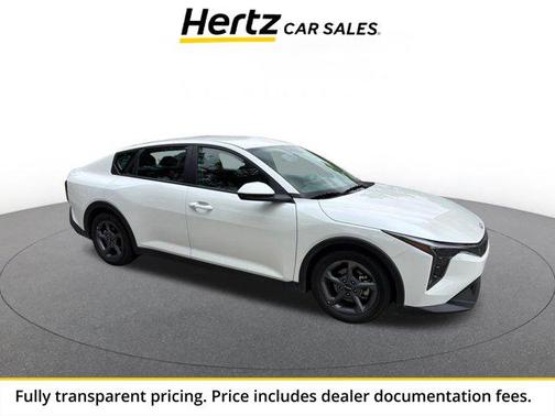 Snow White Pearl 2025 Kia K4 LXS