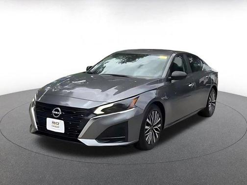 Gun Metallic 2025 Nissan Altima SV FWD