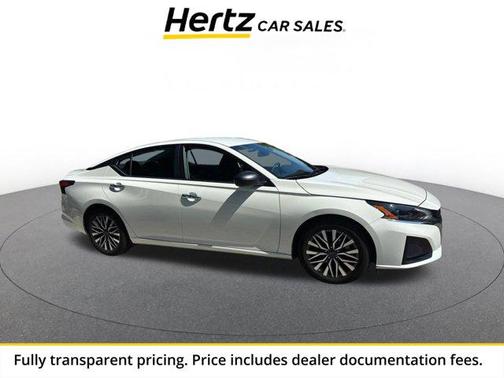 Glacier White 2025 Nissan Altima SV FWD