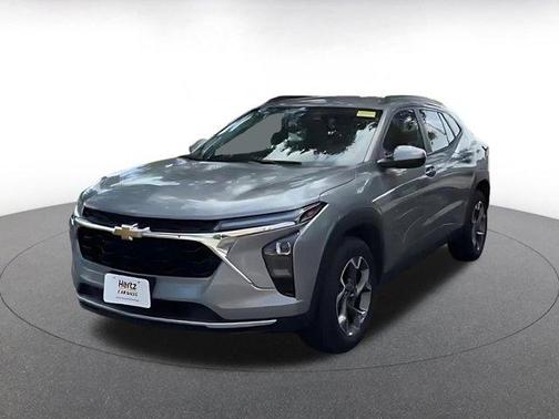 Sterling Gray Metallic 2025 Chevrolet Trax LT