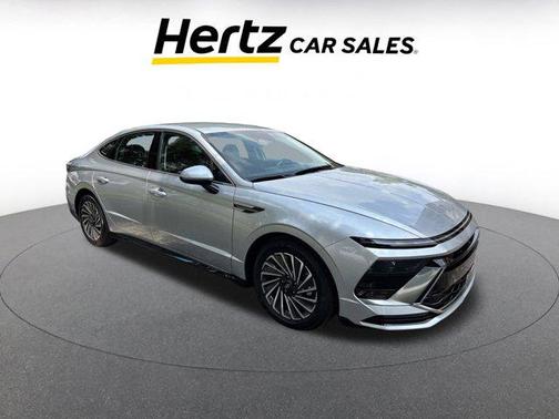 2024 Hyundai SONATA Hybrid SE