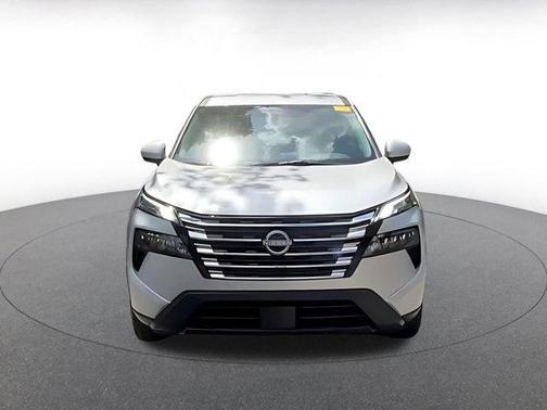 Brilliant Silver Metallic 2025 Nissan Rogue SV