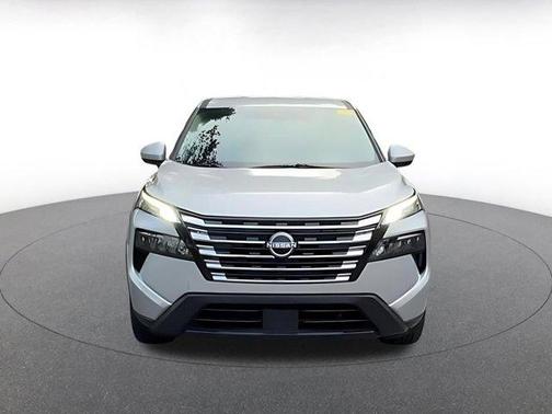 Brilliant Silver Metallic 2025 Nissan Rogue SV