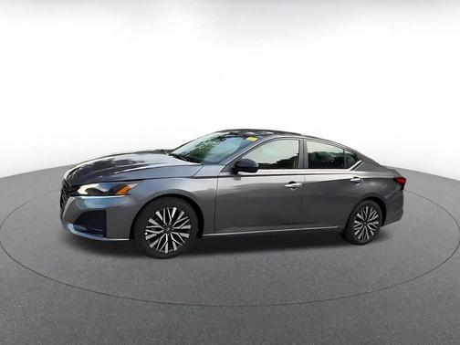 Gun Metallic 2025 Nissan Altima SV FWD