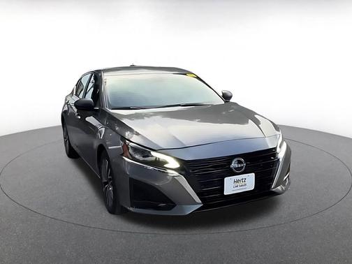 Gun Metallic 2025 Nissan Altima SV FWD