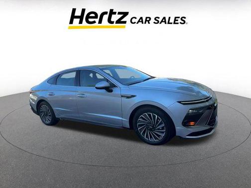 2024 Hyundai SONATA Hybrid SE