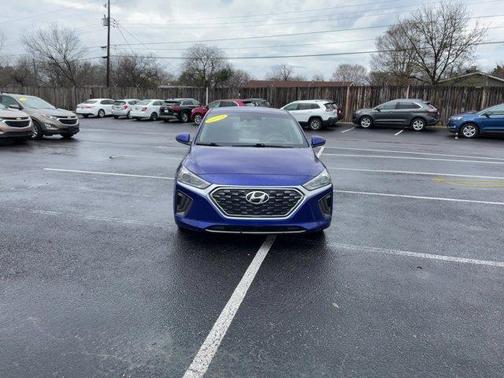 Photo 5 of 44 of 2021 Hyundai IONIQ Hybrid Blue