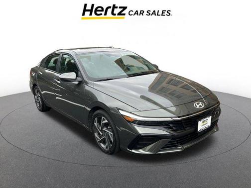 2025 Hyundai ELANTRA SEL