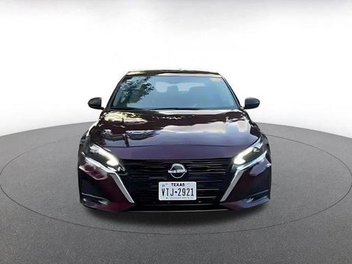 Garnet Pearl Metallic 2025 Nissan Altima SV FWD