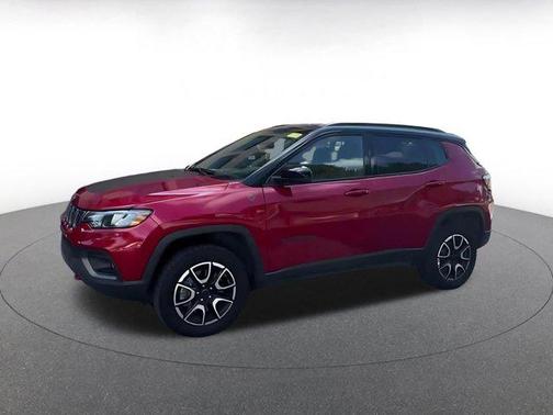Red Hot Pearlcoat 2025 Jeep Compass Trailhawk