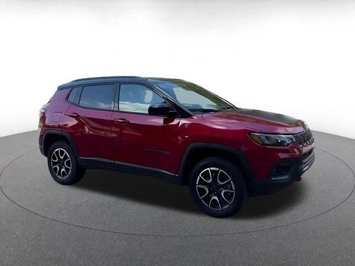 Red Hot Pearlcoat 2025 Jeep Compass Trailhawk