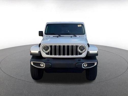 Bright White Clearcoat 2025 Jeep Wrangler 4-Door Sahara 4x4