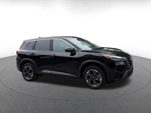 Super Black 2025 Nissan Rogue SV
