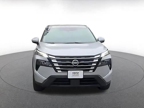 Brilliant Silver Metallic 2025 Nissan Rogue SV