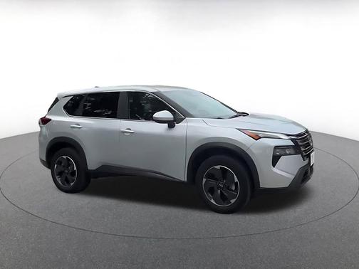 Brilliant Silver Metallic 2025 Nissan Rogue SV
