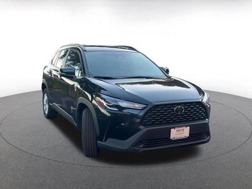 2025 Toyota Corolla Cross LE