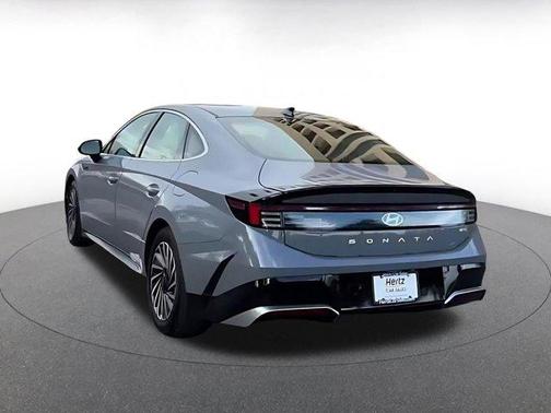 2025 Hyundai SONATA Hybrid SE