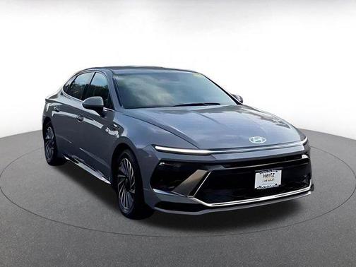 2025 Hyundai SONATA Hybrid SE