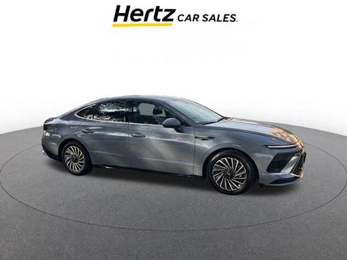2025 Hyundai SONATA Hybrid SE