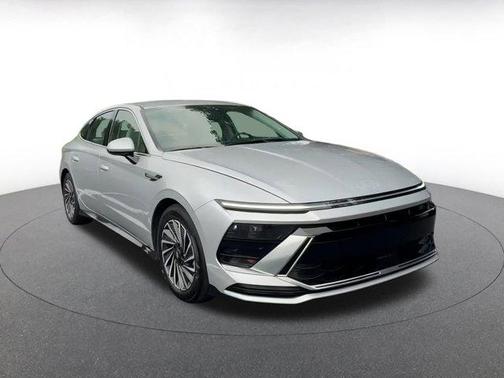 2024 Hyundai SONATA Hybrid SE