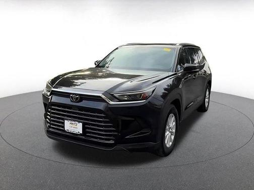 2025 Toyota Highlander LE