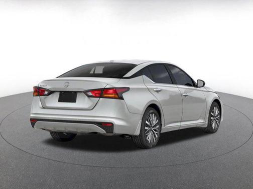 Brilliant Silver Metallic 2025 Nissan Altima SV FWD