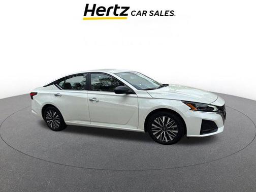 2025 Nissan Altima SV FWD