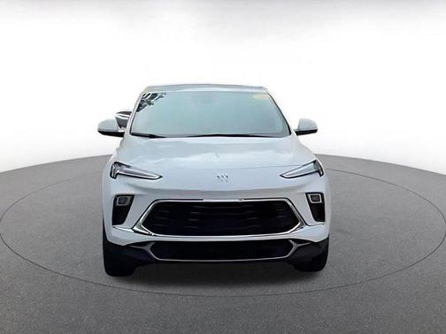 Summit White 2025 Buick Encore GX Preferred