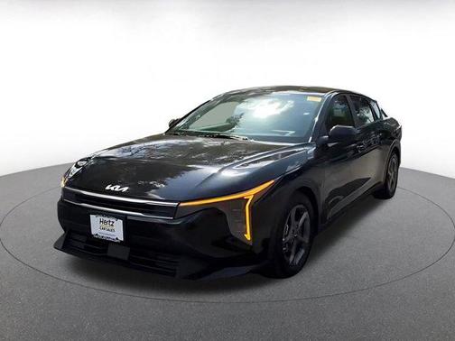 Aurora Black Pearl 2025 Kia K4 LXS