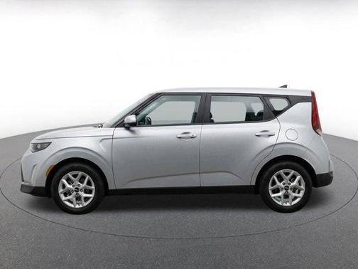 Steel Gray 2025 Kia Soul LX