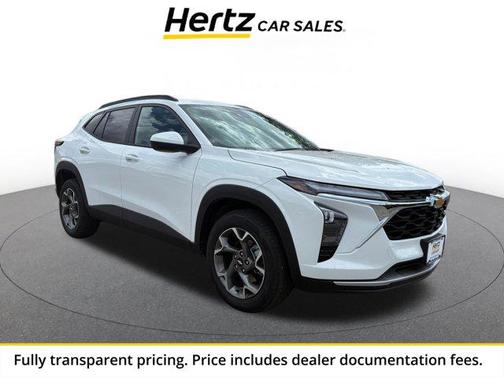 Summit White 2025 Chevrolet Trax LT